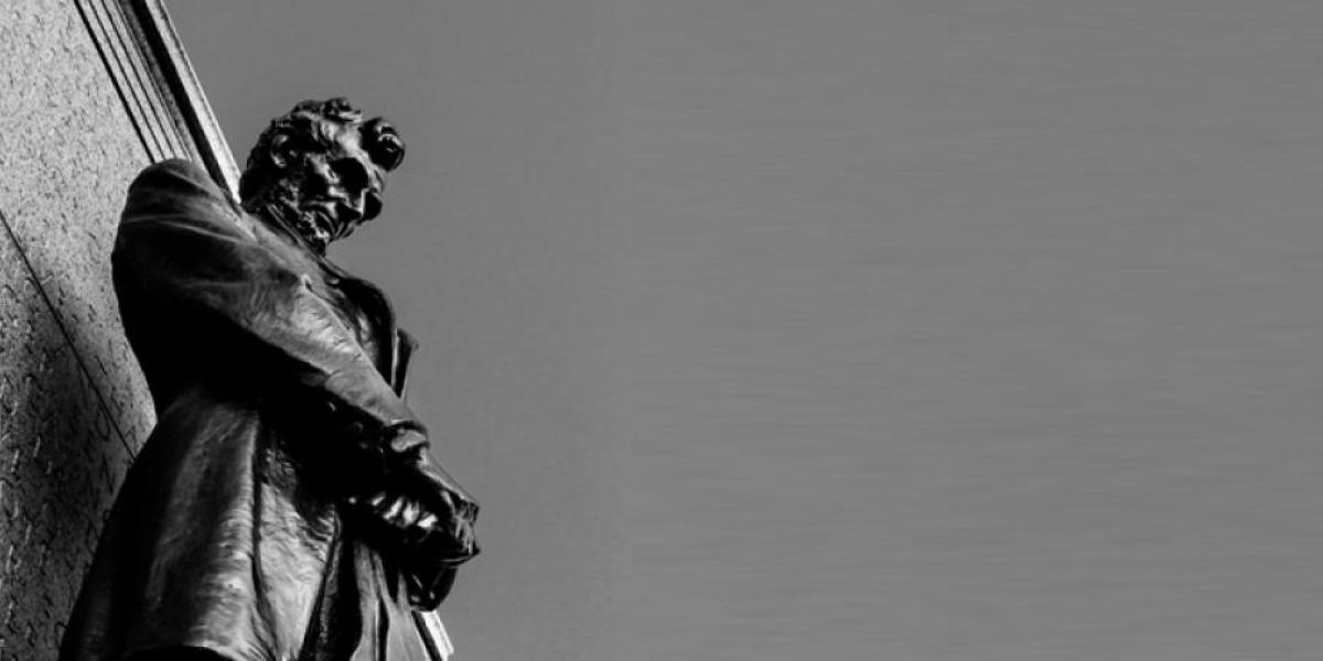 Statue of Lincoln
