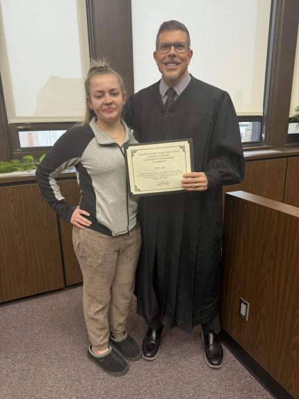 Graduate Rylee and Judge James Masteller